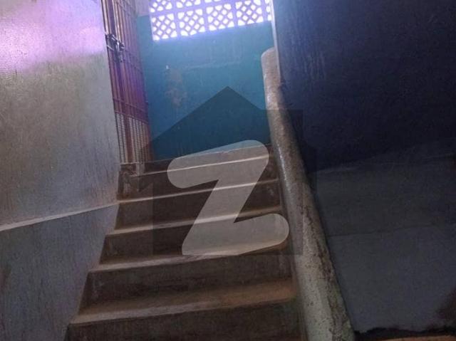 400 Square Yards 2nd Floor Korangi Industrial Area for Rent