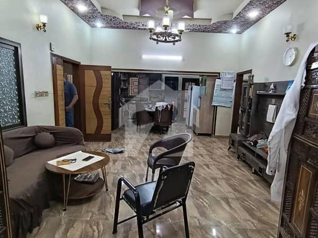 400 Sqyd House Available for Sale Prime Location of Gulshan e Iqbal Block 13D2