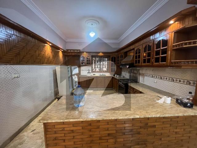 400 Sqyds Single Storey Well Maintained Bungalow For Sale In Blk 7 Jauhar Gulistan e Jauhar Block 7