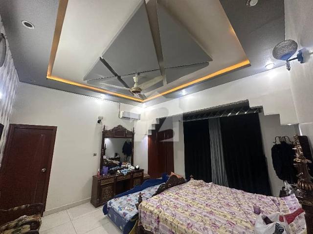 400 Sq Yard Bungalow For Sale In Gulshan E Iqbal Block 5