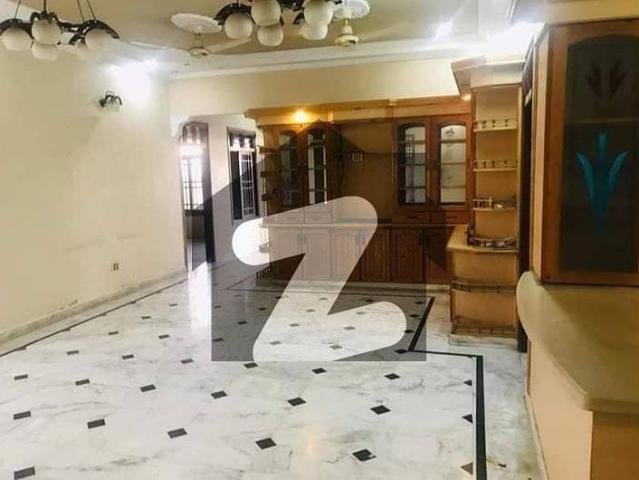400 SQ. yards gorgeous bungalow for sale in pia society