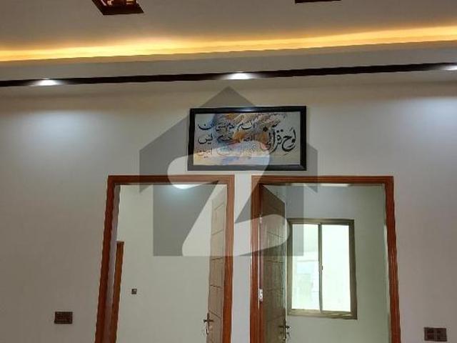 400 Sq Yards Leased Ground Pls 1 Very Well Maintianed Banglow Availabke For Sell In Gulistan E Johar Block 9 PIA Housing Society Gate 1 At 40 Ft Wide Road, Prices Can Be Negotiable Original Poctures Can Be Provided On Demand PIA Housing Society