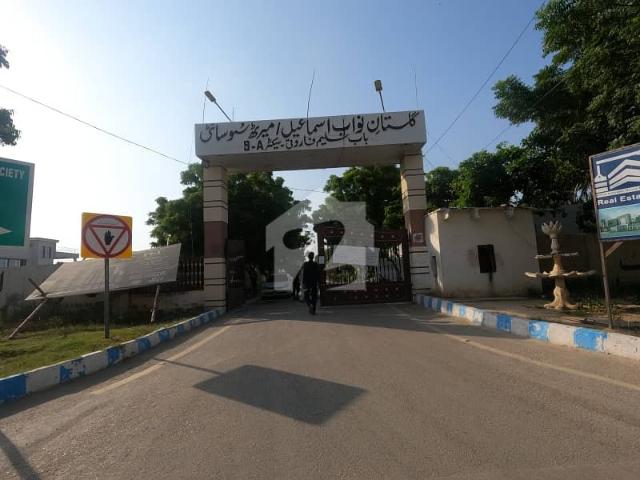400 sq yards plots for sale