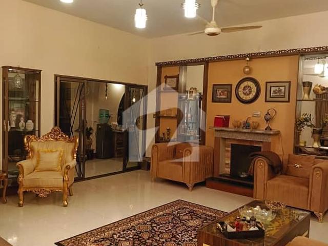 400 SQ. YD LUXURY INDEPENDENT SINGLE STOREY HOUSE FOR SALE* *Location: Saadi Town, Scheme 33, Karachi | Near New Falcon Complex, Malir Cantt