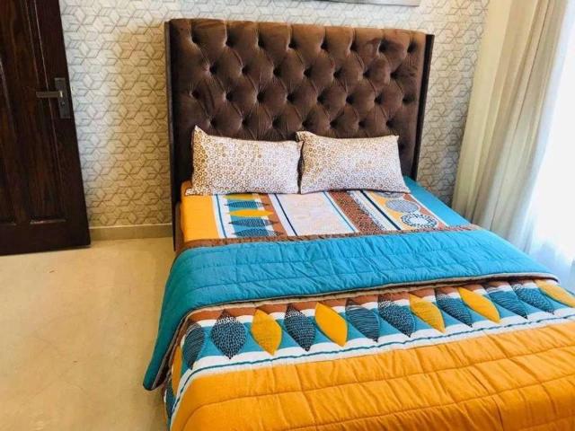 400 SQFT Flat available for rent Lahore Bahria Town ID 39713