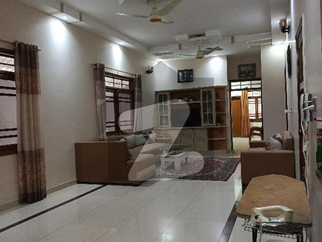 400 Yard Beautiful Banglow For Sale Prime Location Gulistan e Jauhar Block 15