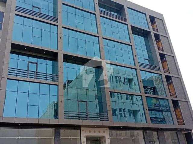 400 Yards Building In Phase 8 DHA