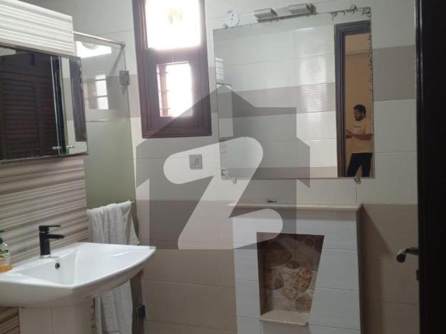 400 Yards Bungalow For Sale DHA Phase 7