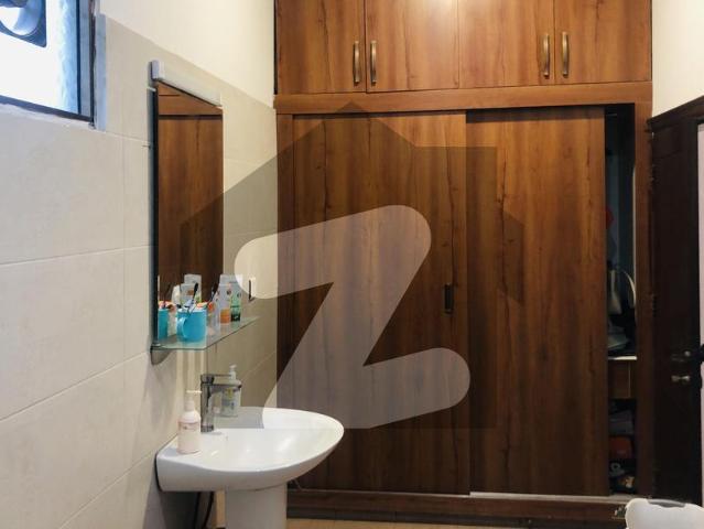 400 Yards Bungalow For Sale In Latif Society Gulistan e Jauhar Block 20