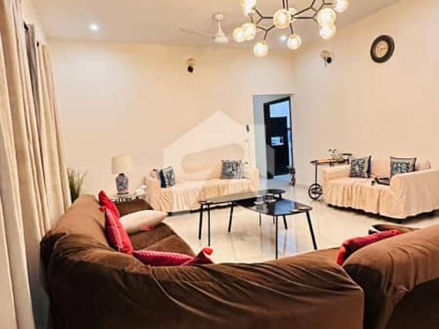 400 Yards Double Storey House Latifi Society Block 16 3 Bed Drawing Dining Each