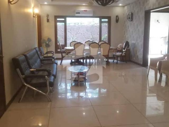 400 Yards Proper 2 Unit Bungalow Like Brand New