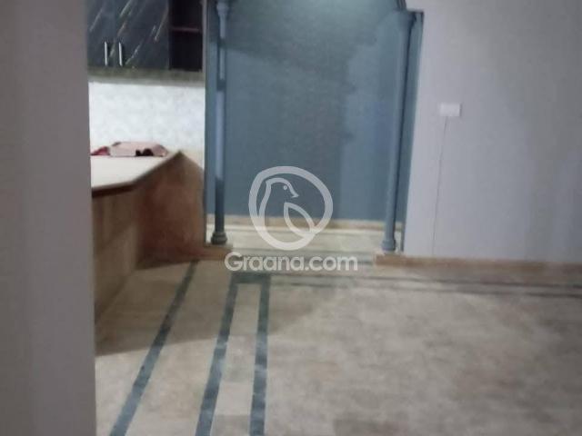 400 Yd² Lower portion for Rent