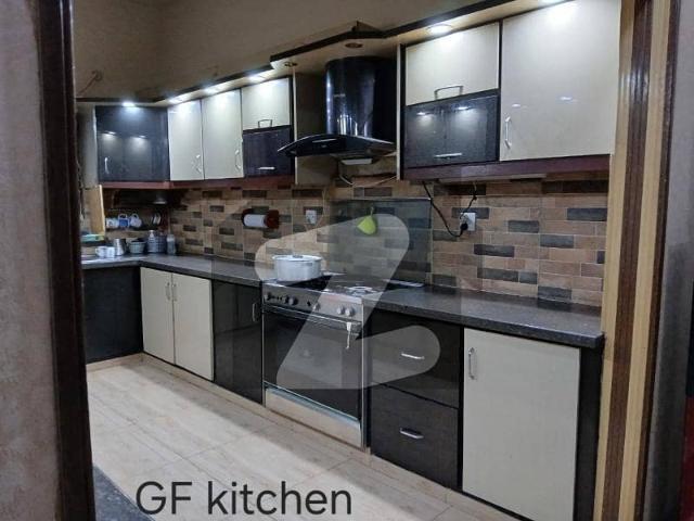400sq House Available For Sale In Block 12