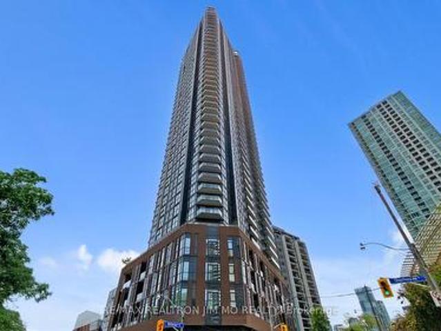401 159 Wellesley Street E, Toronto, ON, M4Y 0H5 condo for sale | Listing ID C12194 | Royal LePage