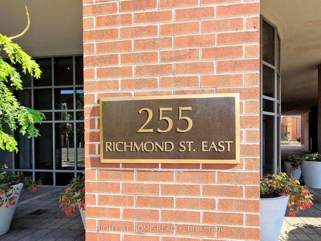 401 255 Richmond Street E, Toronto | Leased, C13483 | Condos. Ca