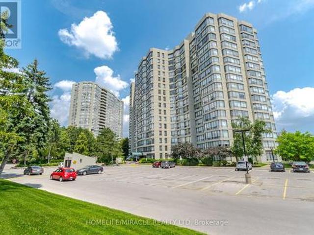 401 26 Hanover Road, Brampton, ON, L6S 4T2 condo for sale | Listing ID W12227 | Royal LePage