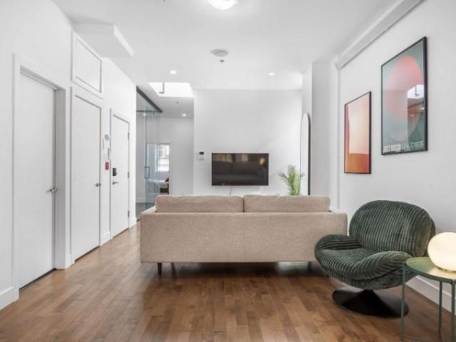 401 3414 Rue Stanley