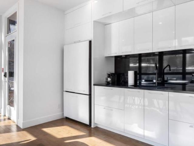 401 3414 Rue Stanley