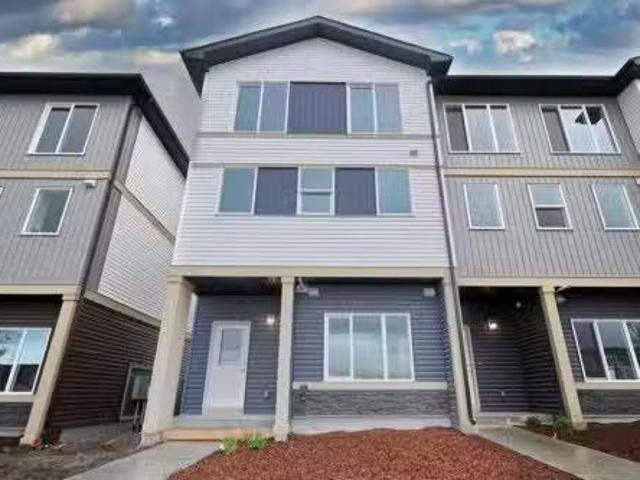 401 90 Corner Meadows Manor Ne, Calgary, AB, T3N 2N8 townhou.