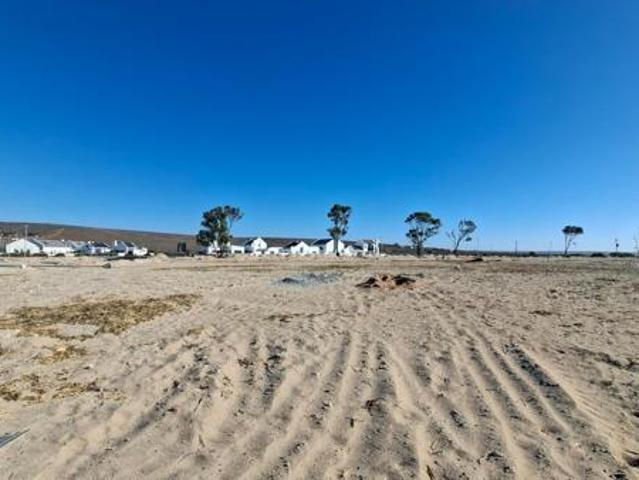 401 m² Land available in Britannia Bay
