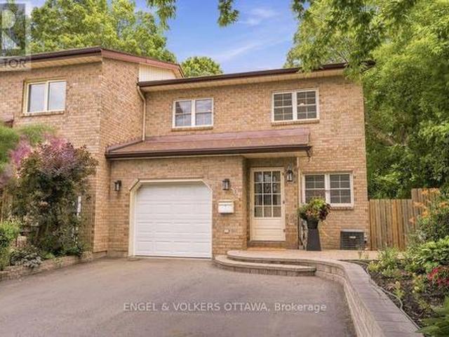 401 St. Denis Street, Ottawa, ON, K1L 5H8 house for sale | Listing ID X13557 | Royal LePage