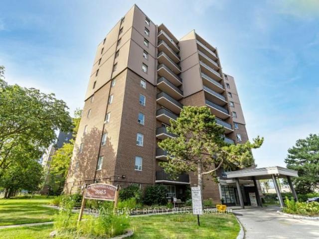 402 3 Queen Frederica Drive, Mississauga | 2Beds/1Bath, Condo, $2,500/mo | Condos. Ca