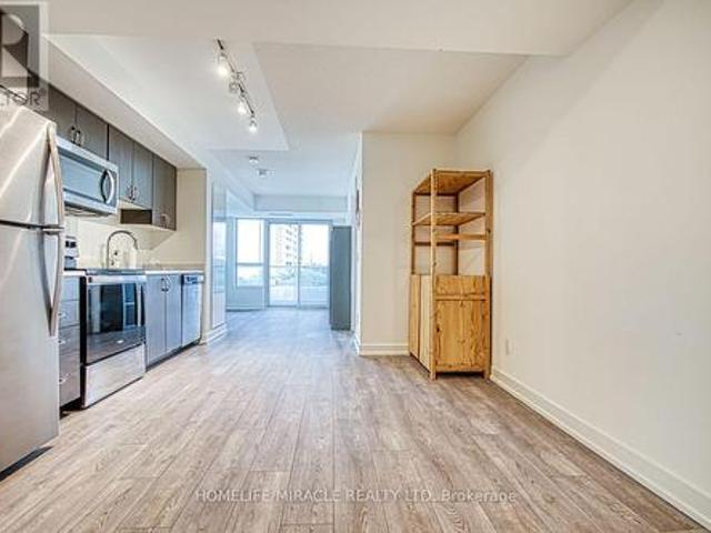 402 10 Wilby Crescent, Toronto, ON, M9N 1E6 condo for sale | Listing ID W13614 | Royal LePage