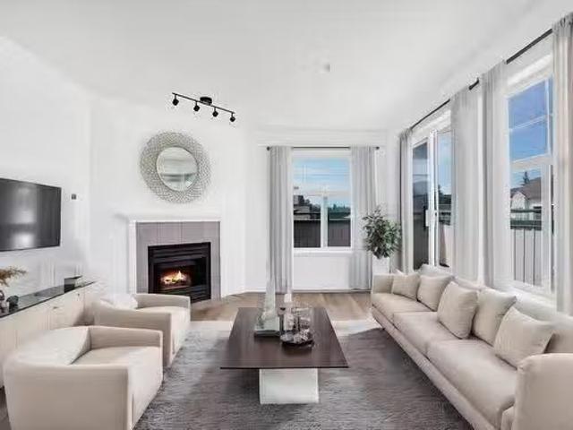 402 1618 Grant Avenue, Port Coquitlam, BC, V3B 1P3 Single Fa.