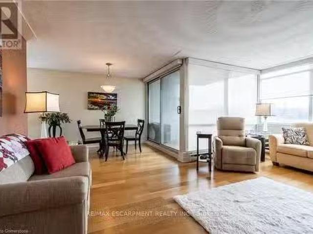 402 40 Harrisford Street, Hamilton, ON, L8K 6N1 condo for.