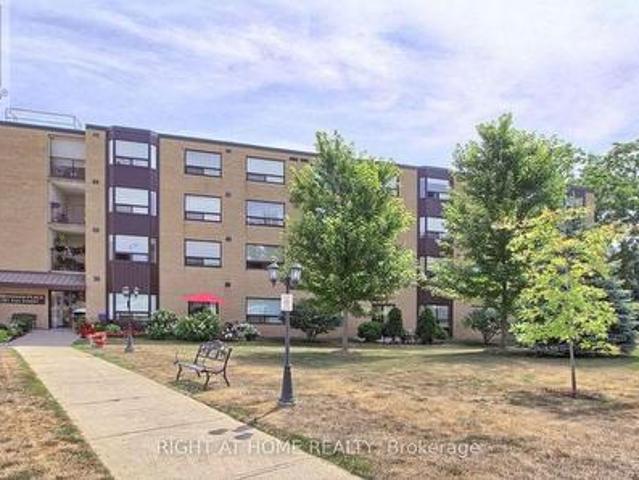 402 41 Ash Street, Uxbridge, ON, L9P 1E2 condo for sale | Listing ID N13666 | Royal LePage