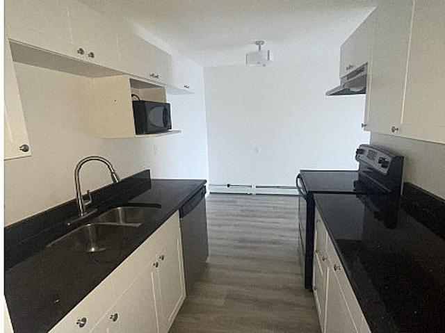 #402 9904 90 Ave Nw Edmonton, Alberta