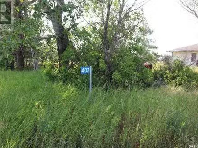 402 Cloverly Avenue, Arlington Rm No. 79, SK, S0N 0S0 vacant.