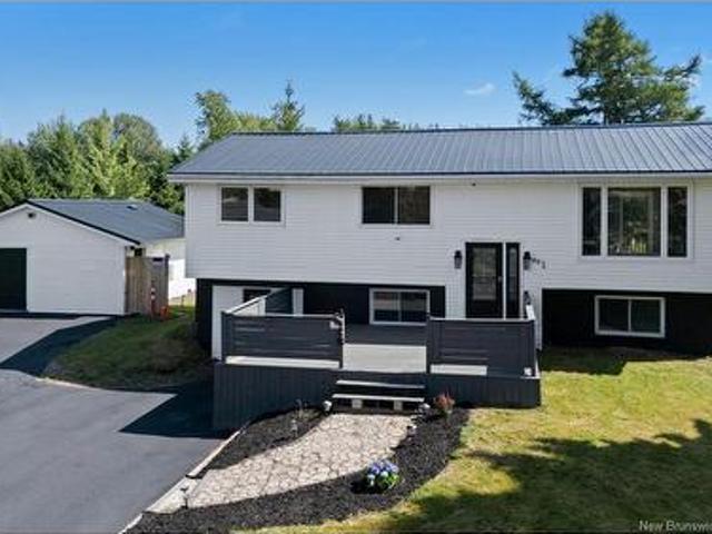 402 Marguerite St, Dieppe, NB, E1A 7H1 house for sale | Listing ID NB145570 | Royal LePage