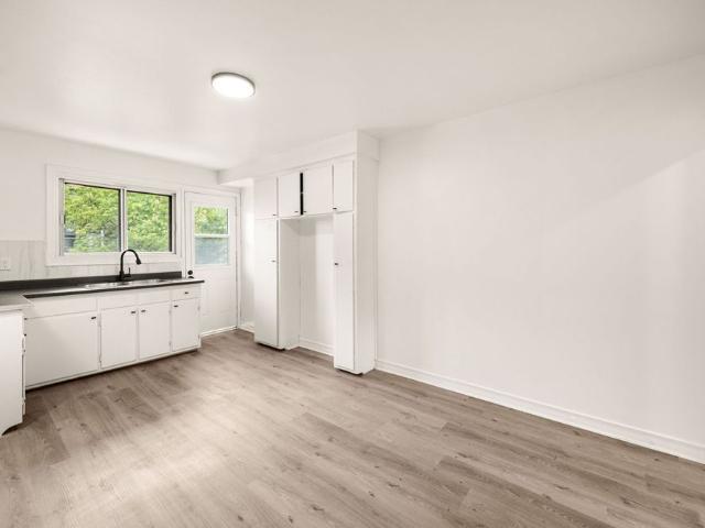 4038 Rue de Charleroi, #3