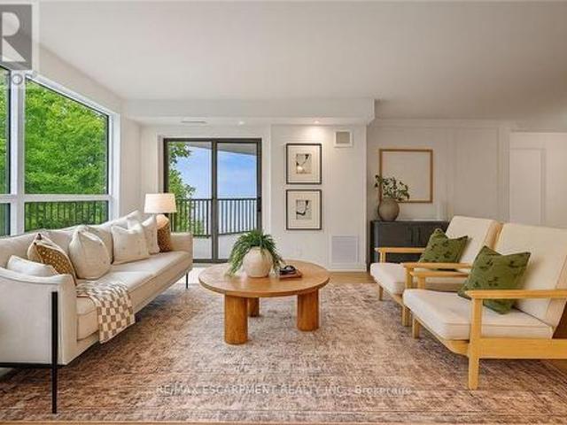 403 2 Lakeshore Road, Burlington, ON, L7R 4K1 condo for sale | Listing ID W12326 | Royal LePage