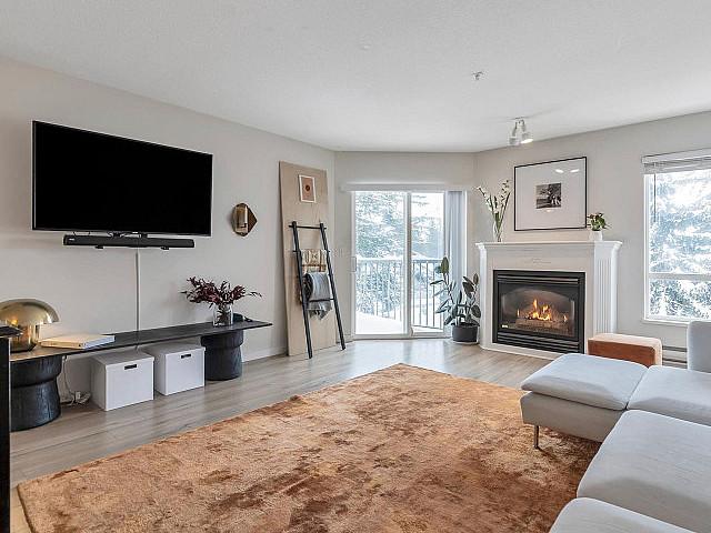 403 31831 Peardonville Road Abbotsford, British Columbia
