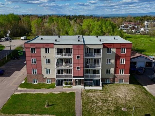 403 4 Boul. Harvey, Saguenay Jonquière, QC, G8A 1K4 condo for sale | Listing ID 10714 | Royal LePage