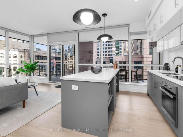 403 8 Mercer Street, Toronto | Sold, C12572 | Condos. Ca