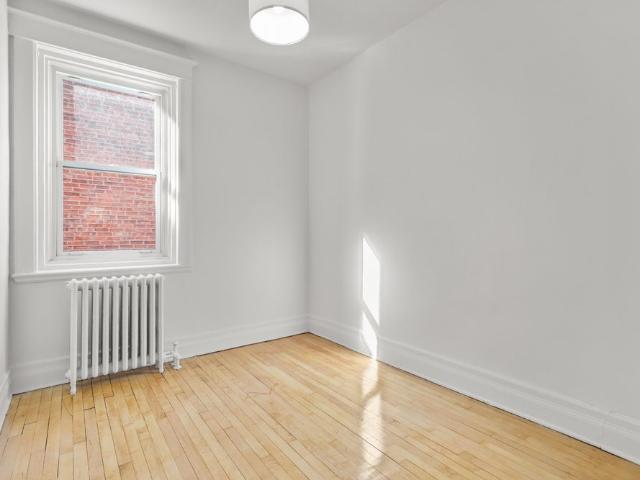 403 Boul. St Joseph O Montréal Outremont, QC H2V