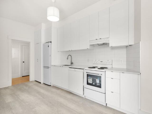 403 Boul. St Joseph O Montréal Outremont, QC H2V