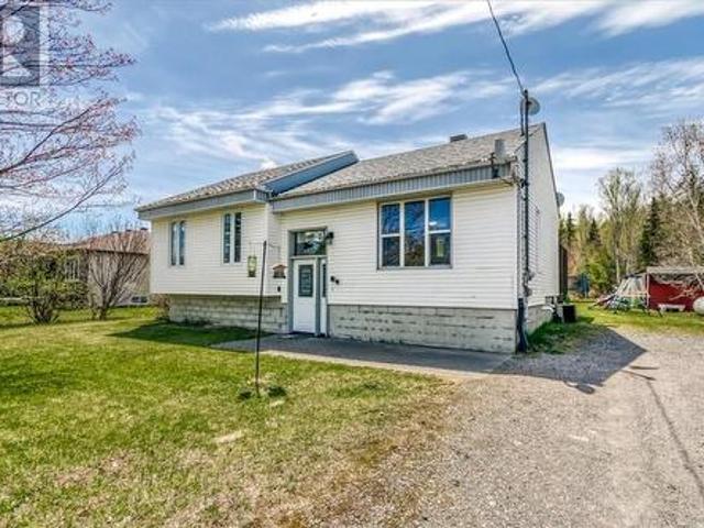4044E Rose Court, Greater Sudbury, ON, P3E 4N1 house for sale | Listing ID 2128 | Royal LePage