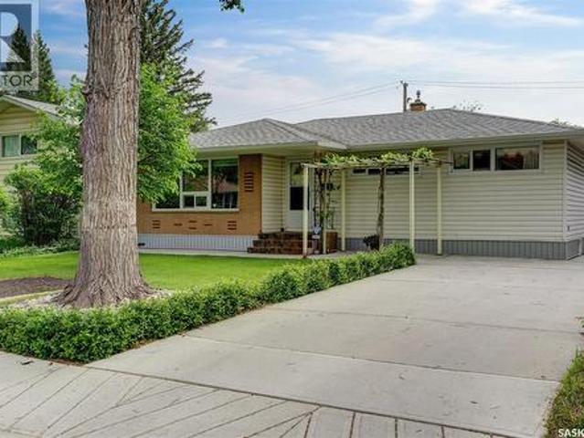 4049 Garnet Street, Regina, SK, S4S 3G8 house for sale | Listing ID SK038513 | Royal LePage