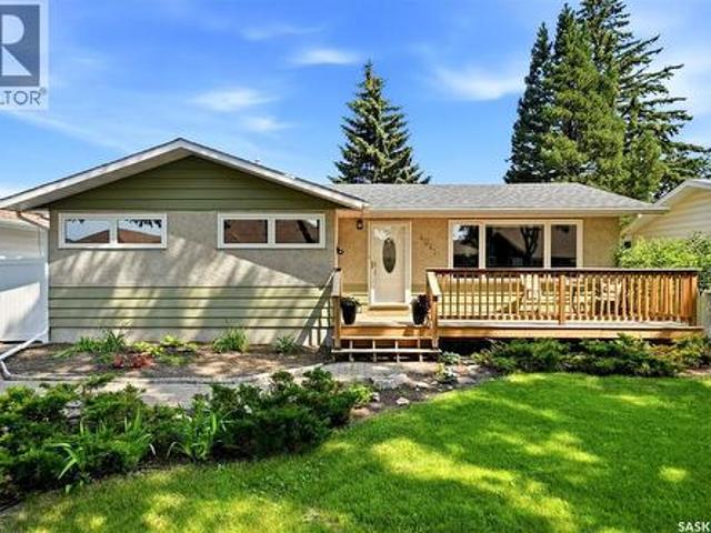 4041 Garnet Street, Regina, SK, S4S 3G8 house for sale | Listing ID SK043724 | Royal LePage