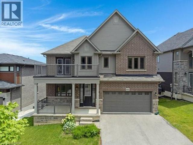 4041 Highland Park Drive, Beamsville, ON, L3J 0S9 house for sale | Listing ID 40843 | Royal LePage