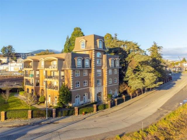 404 104 Esplanade St, Nanaimo, BC, V9R 0G6 Single Family Property For Sale | Listing ID 1041 | Royal LePage