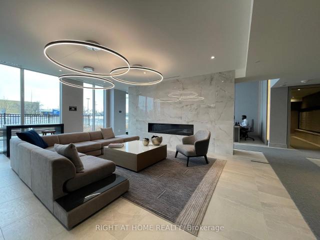 404 185 Deerfield Road, Newmarket | For Rent @ $2,950 | Condos. Ca