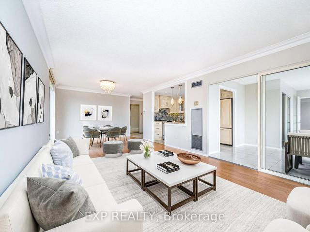 404 30 Harding Boulevard W, Richmond Hill | 2Beds/2Bath, Condo, $749,000 | Condos. Ca