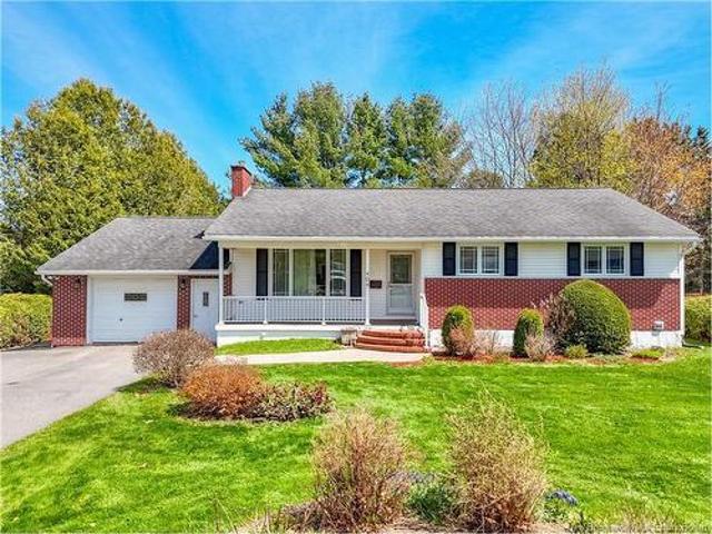 404 Glengarry Pl, Fredericton, NB, E3B 5Z9 house for sale | Listing ID NB136845 | Royal LePage