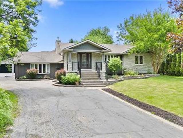 404 Hamilton Drive, Ancaster, ON, L9G 2B1 house for sale | Listing ID 40838 | Royal LePage