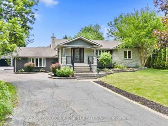 404 Hamilton Drive, Hamilton, ON, L9G 2B1 house for sale | Listing ID X13419 | Royal LePage